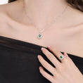 Carica l'immagine nel visualizzatore della galleria, Collana Royal Lady Zircone Verde