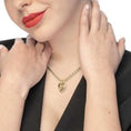 Carica l'immagine nel visualizzatore della galleria, Collana catena a sfere con cuore