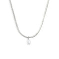 Carica l'immagine nel visualizzatore della galleria, Collana catena snake con perla ovale pendente centrale