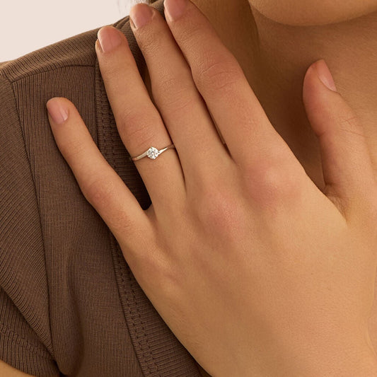 Anello Solitario Claire Oro Bianco Cubic Zirconia