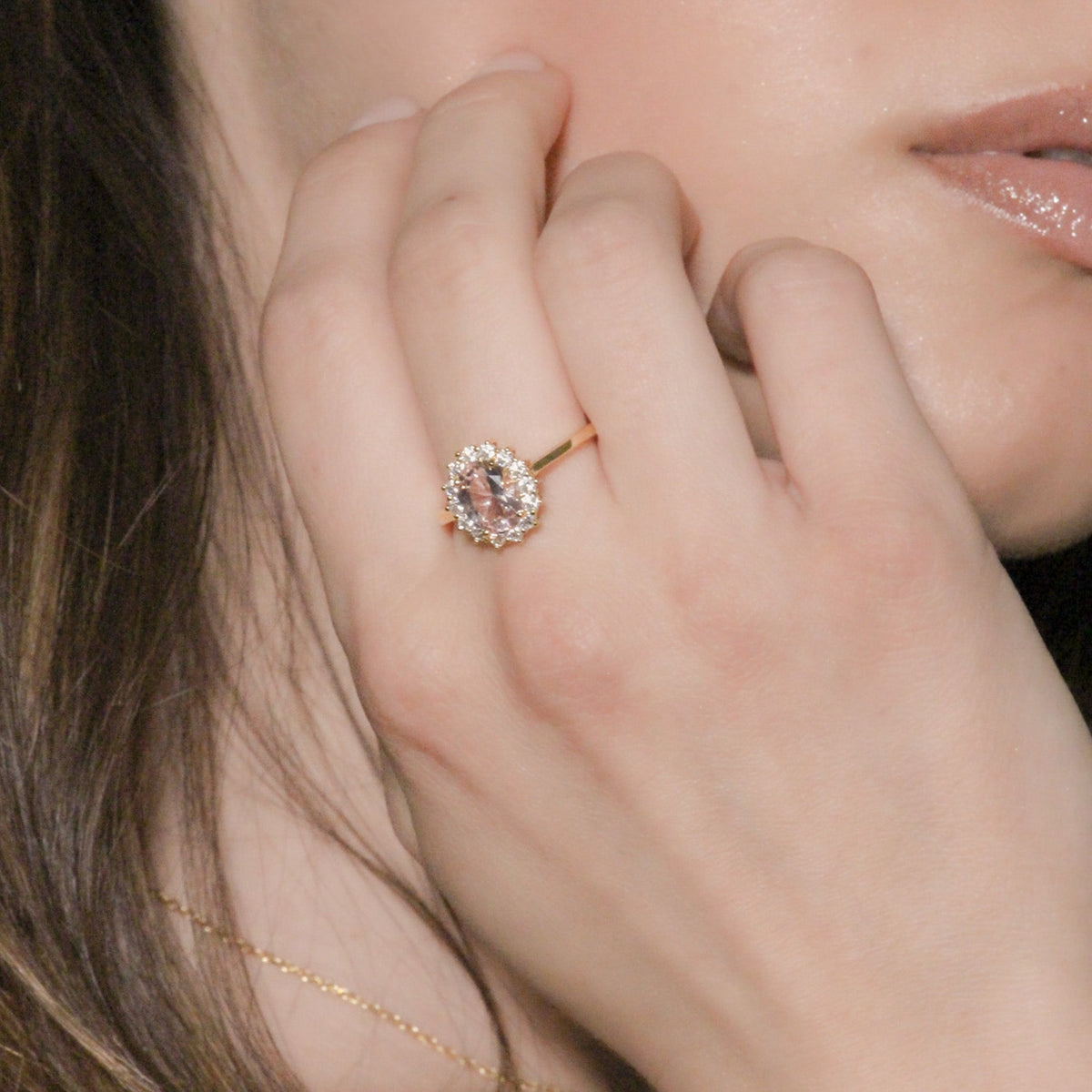 Anello Adattabile Dorato Royal Lady con Zircone Morganite in Argento