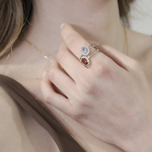 Anello Mini Royal Lady Dorato Zircone Rosso Ciliegia in Argento