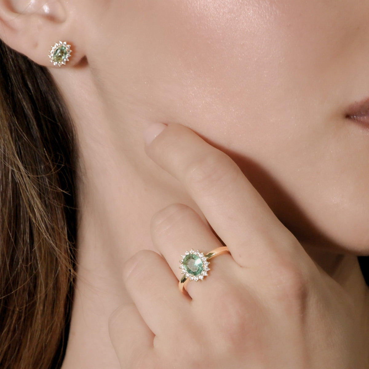 Anello Mini Royal Lady Dorato Zircone Verde Acqua in Argento