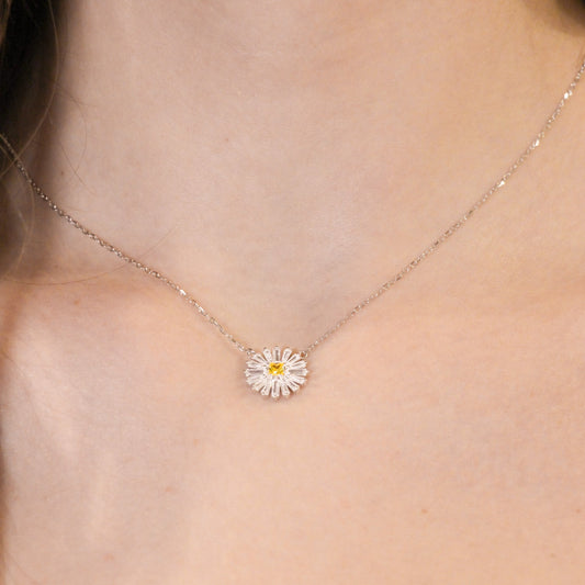Collana Margherite con Centrale Giallo in Argento