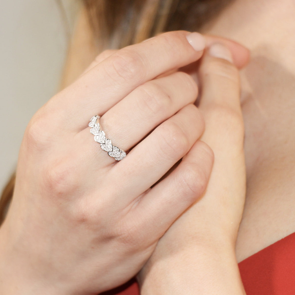 Anello Tanti Cuori Pavé Regolabile in Argento