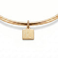 Carica l'immagine nel visualizzatore della galleria, BRACCIALE RIGIDO LISCIO CLASSICO CON CHARM FANATIKERIE
