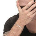 Carica l'immagine nel visualizzatore della galleria, Bracciale catena cross con perle ovali

