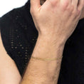 Carica l'immagine nel visualizzatore della galleria, Bracciale catena lip cable e centrale a catena cable con texture
