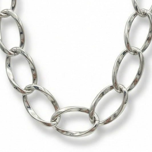 COLLANA LUNGA A CATENA CON MAGLIE CRESCENTI VERSO IL CENTRO