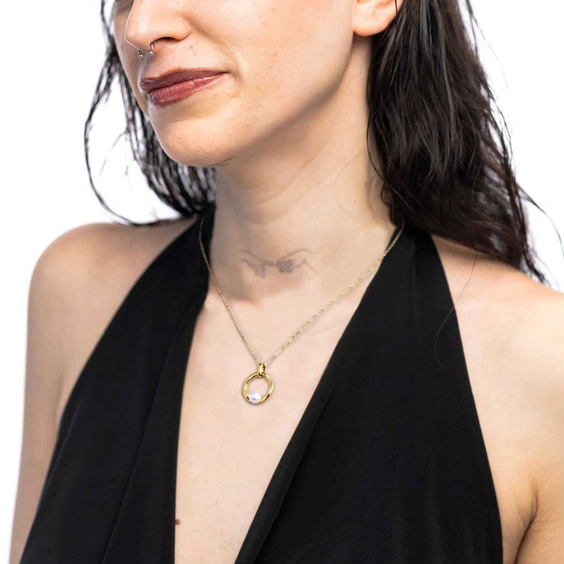 Collana catena con centrale a forma organica con perla
