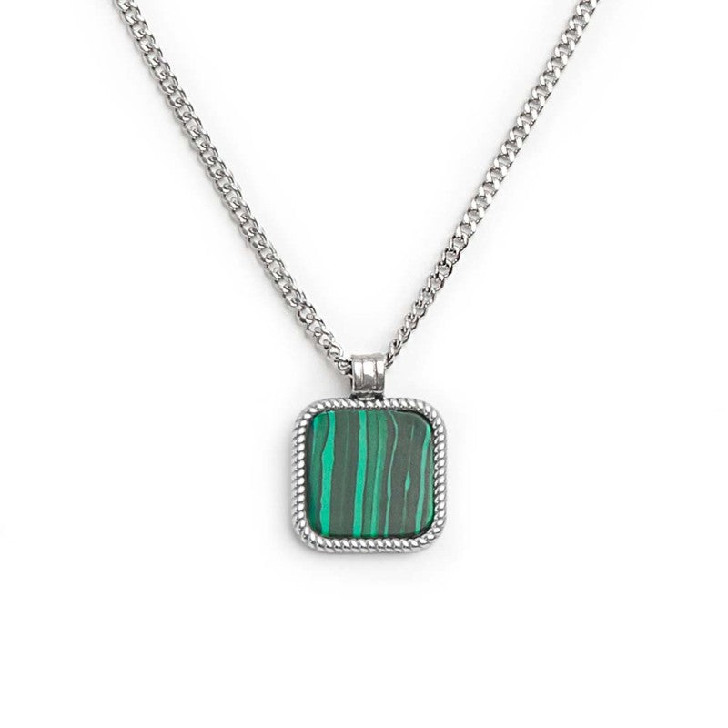 Collana catena grumetta con piastrina quadrata pendente