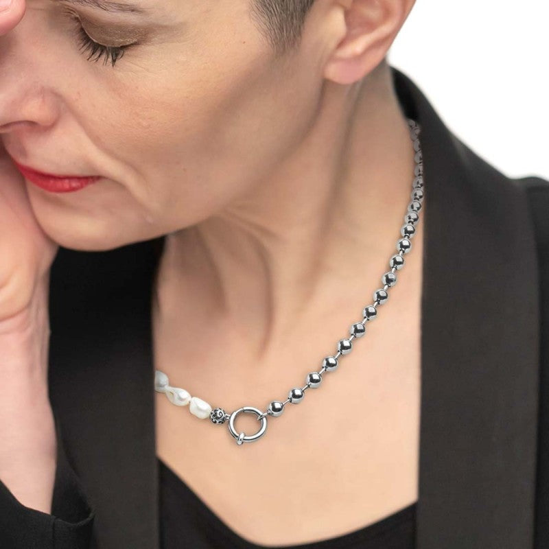Collana perle fiume masticate con catena a sfere - Desidero