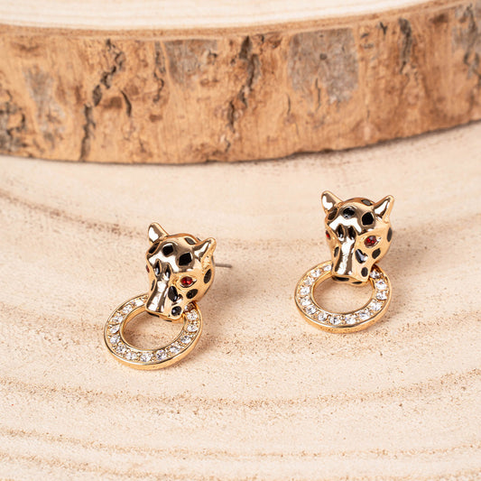 ORECCHINI PENDENTI CON TESTA DI LEOPARDO E DISCO DI STRASS