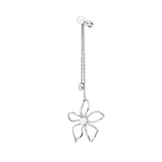 Orecchino pendente fiore con perla centrale